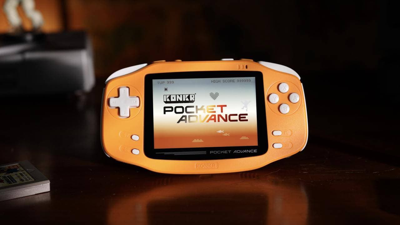 معرفی کنسول دستی آیانئو Konkr Pocket Advance با طراحی مشابه GBA و شبیهسازی PS2