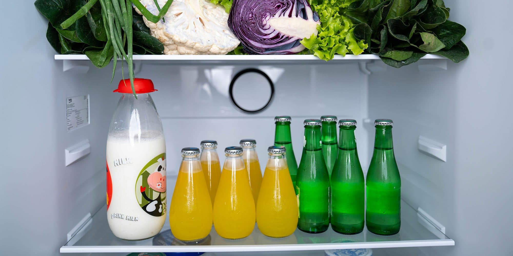 تیکتاک به کاربران پیشنهاد گذاشتن گوشی در یخچال را میدهد