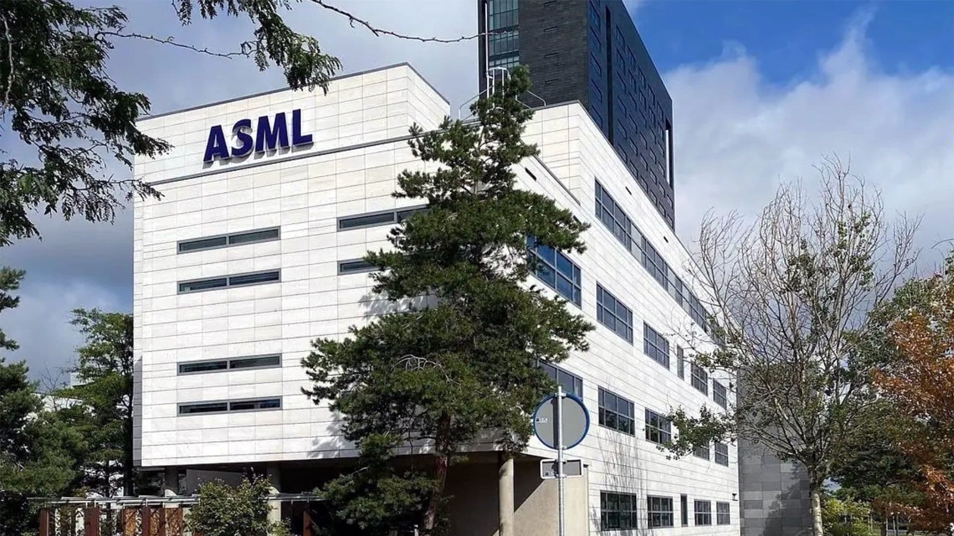 رد فناوری شتابدهنده ذرات ایلان ماسک توسط ASML